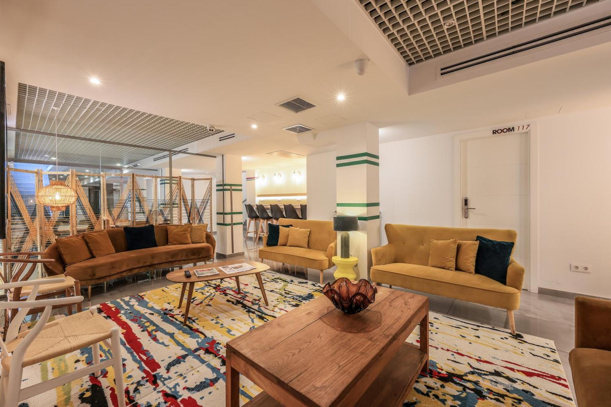 Amazinn Places Blasco De Garay 113 Madrid Exterior photo